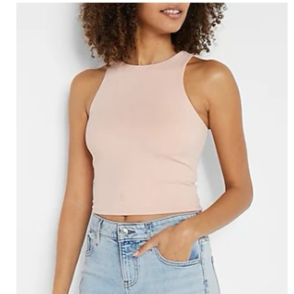 Express body contour crop tank